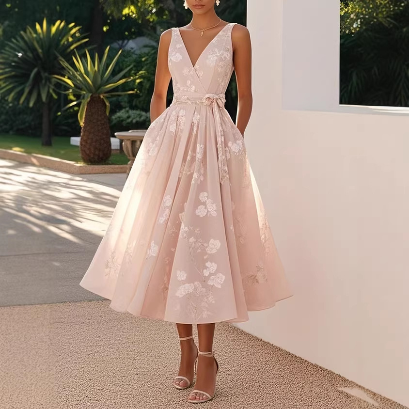 Sleeveless V-Neck Digital Print Midi Dress