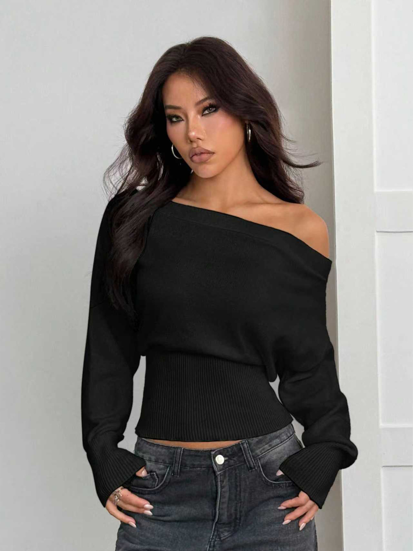 Relaxed Off-Shoulder Knit Top Women's High-Waist Slimming One-Shoulder Sweater