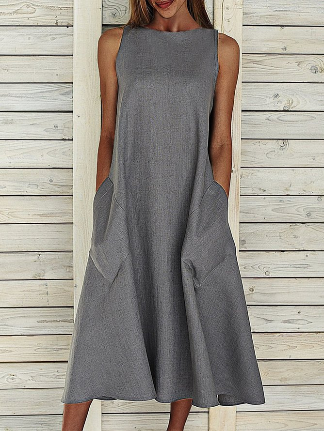Solid Crewneck Short Sleeve Dress with Patch Pockets