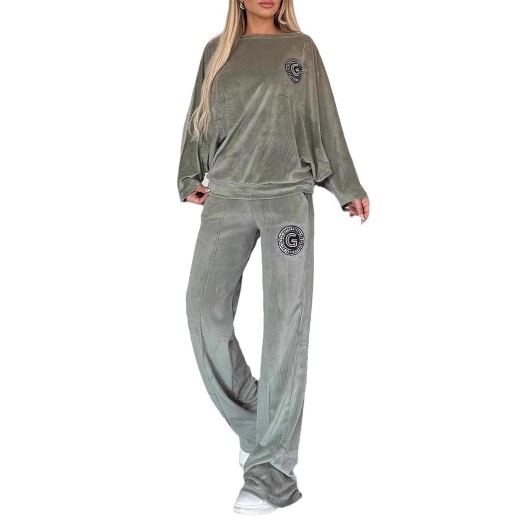 Women's Velvet Two-Piece Set with Round Neck and Batwing Sleeves