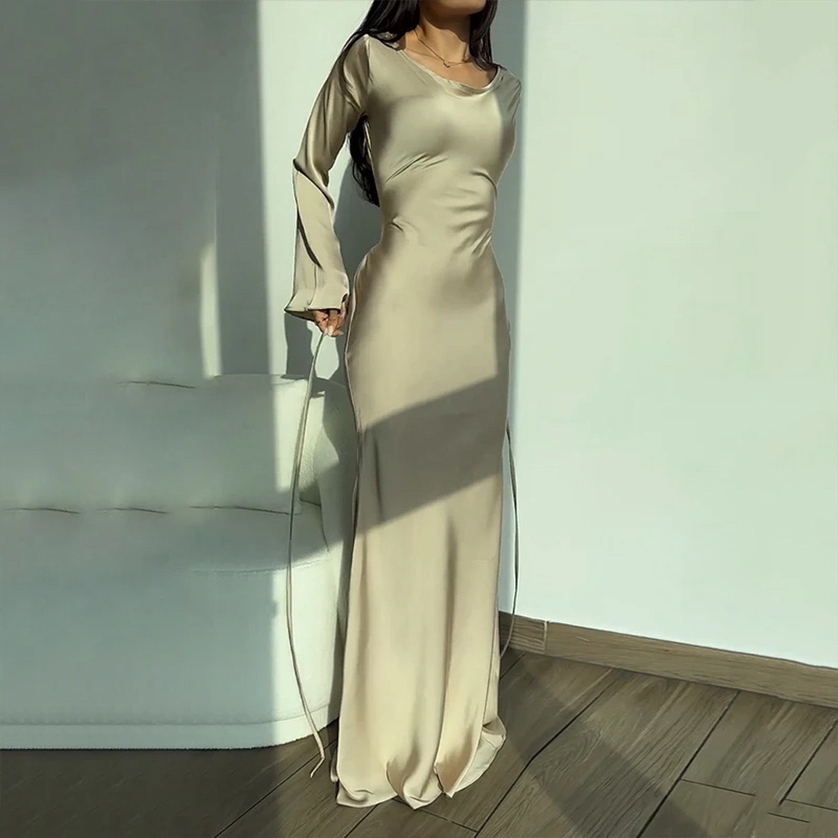 Women's Round Neck Long Sleeve Tie Waist Solid Color Maxi Dress