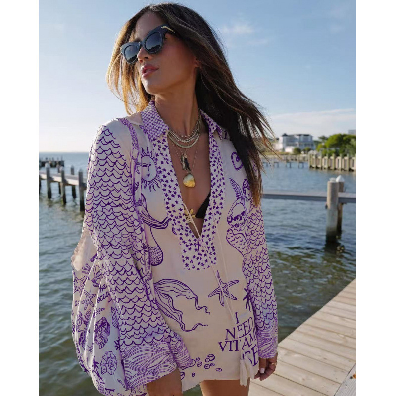 Printed Low-Neck Long-Sleeve Shorts Two-Piece Set