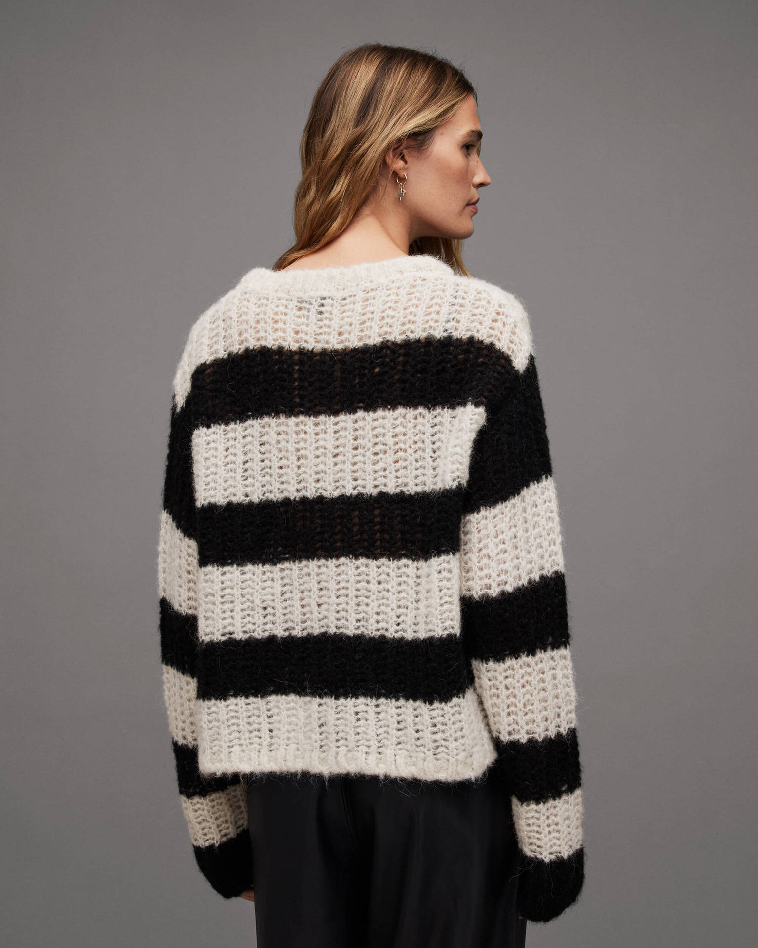 Women's Color-Block Striped Crewneck Pullover Sweater
