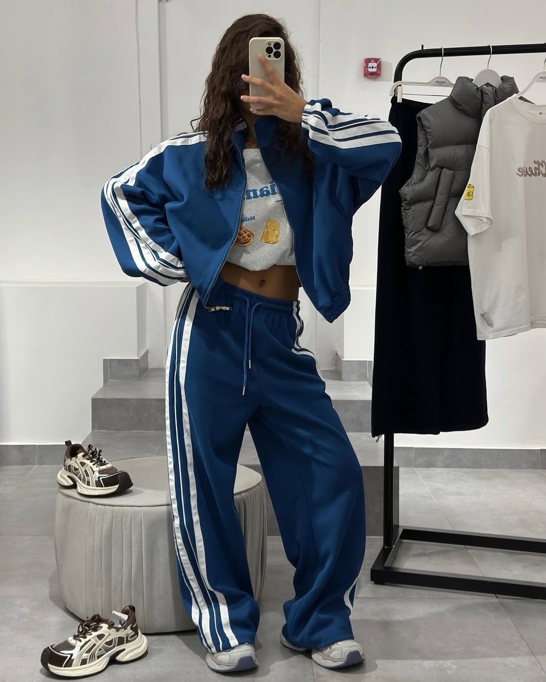 Oversize Stand Collar Tracksuit for Women Full-Zip Loose Jacket & High-Waist Wide-Leg Sweatpants 2-Piece Set