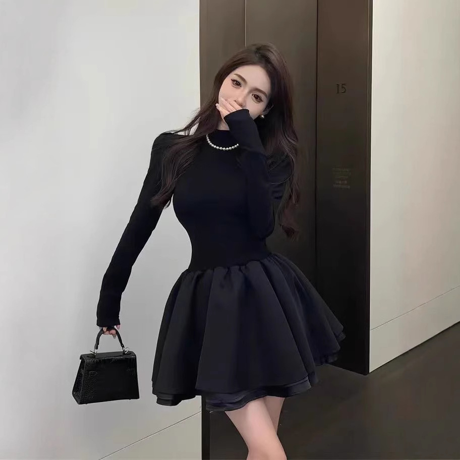 French-Style Half-Turtleneck A-Line Dress with Cinched Waist and Puffy Skirt