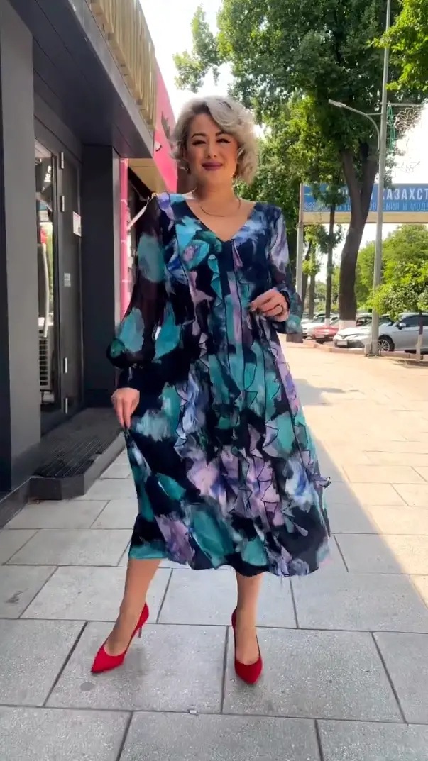 Printed V-Neck Long Sleeve A-Line Maxi Dress
