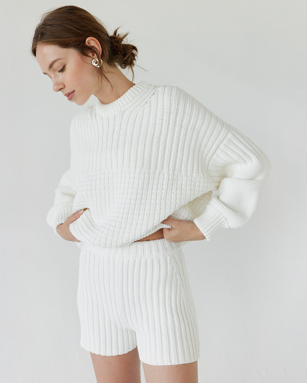 Women's Knit Crewneck Long Sleeve Loose Casual Shorts Two-Piece Set