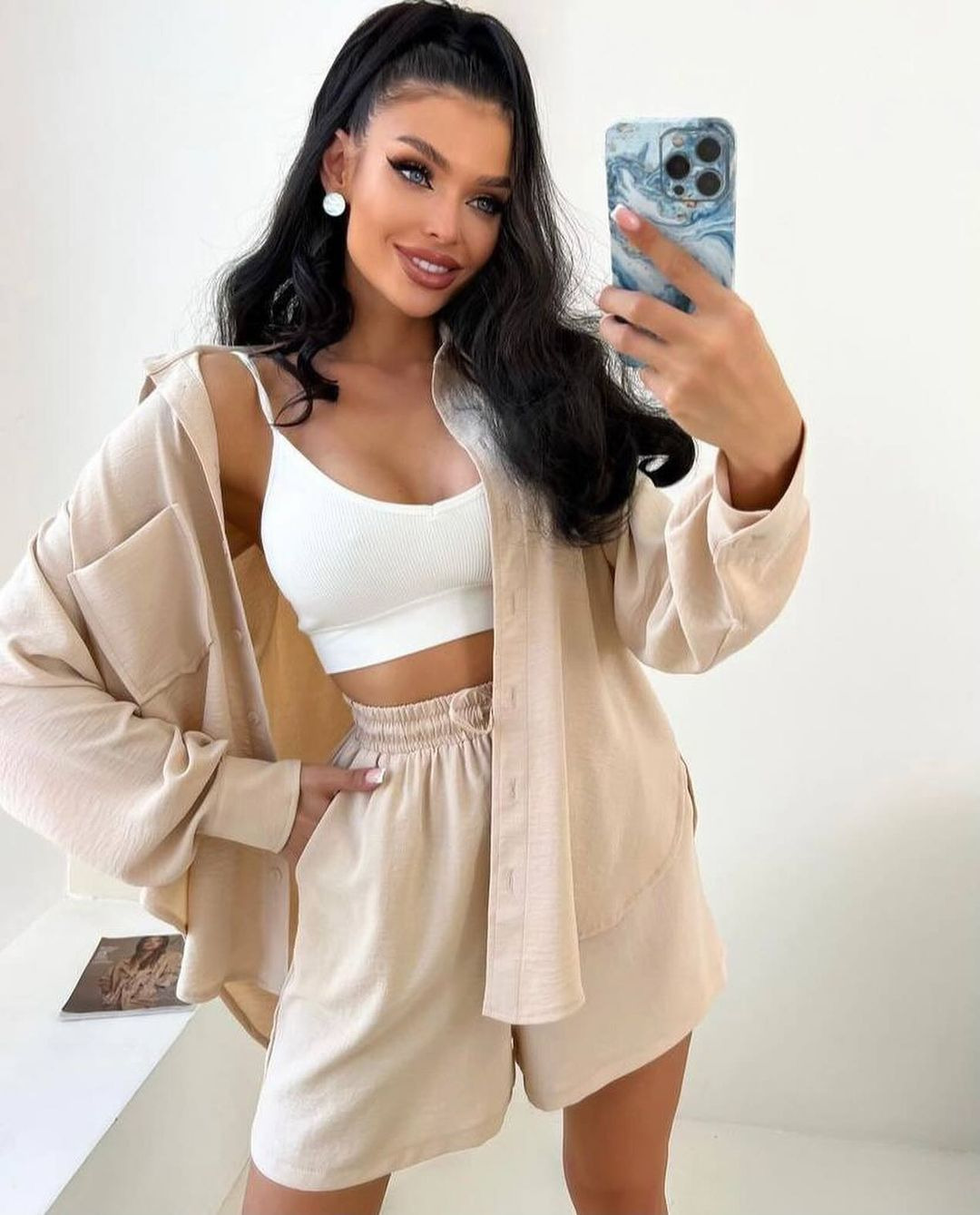 Women's Solid Color Button-Front Long-Sleeve Shirt and Shorts Set Relaxed Casual