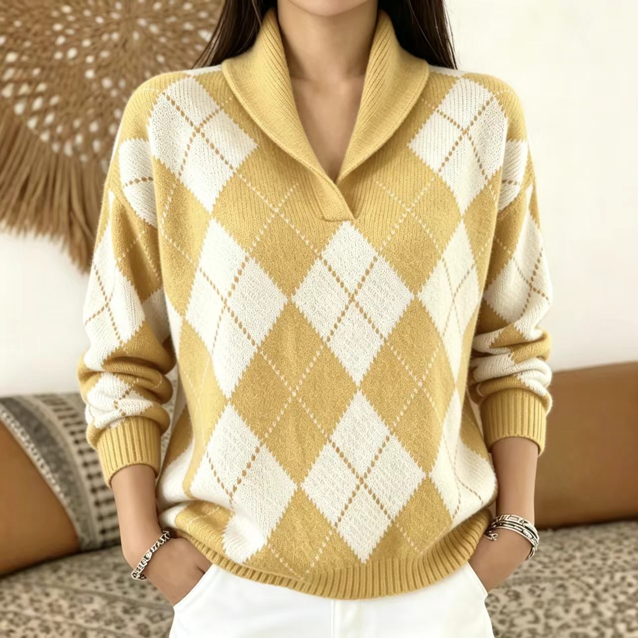 Women's V-Neck Diamond Plaid Pullover Sweater