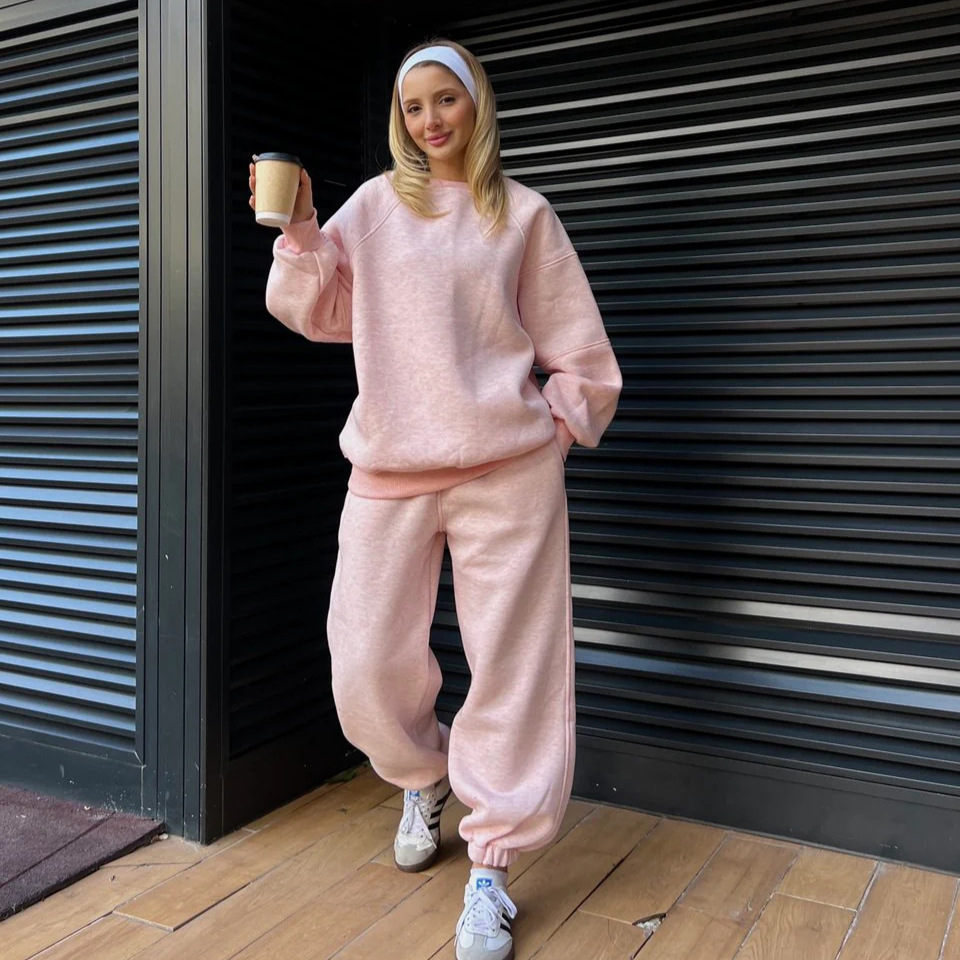 Women's Oversize Crewneck Long Sleeve Sweatshirt and Drawstring Pants Set