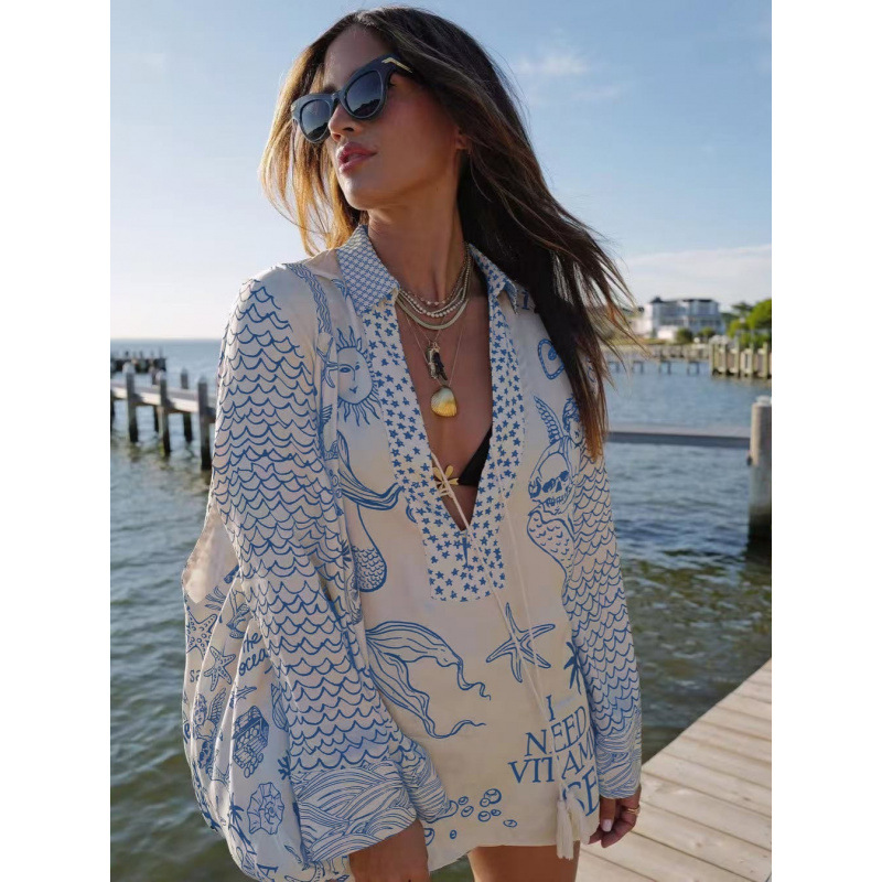 Printed Low-Neck Long-Sleeve Shorts Two-Piece Set