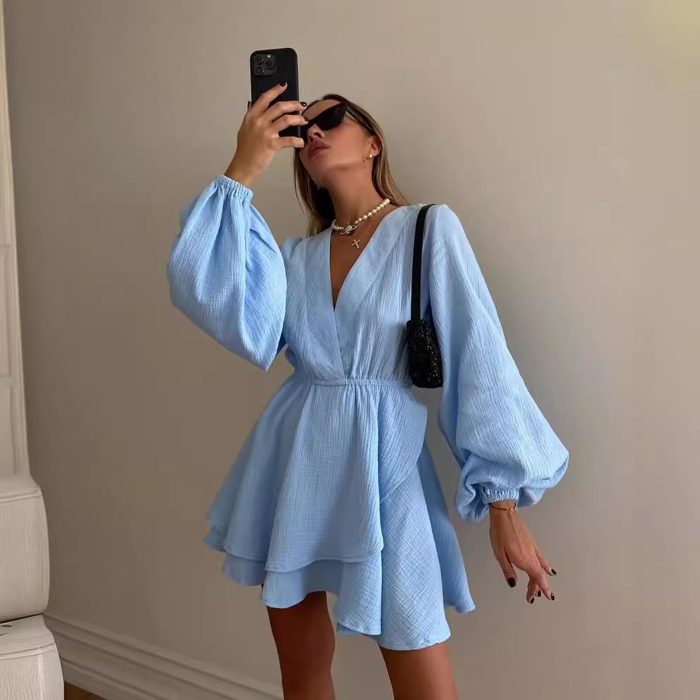 Women's Solid Color V-Neck Long Sleeve Cinched Waist Short Dress