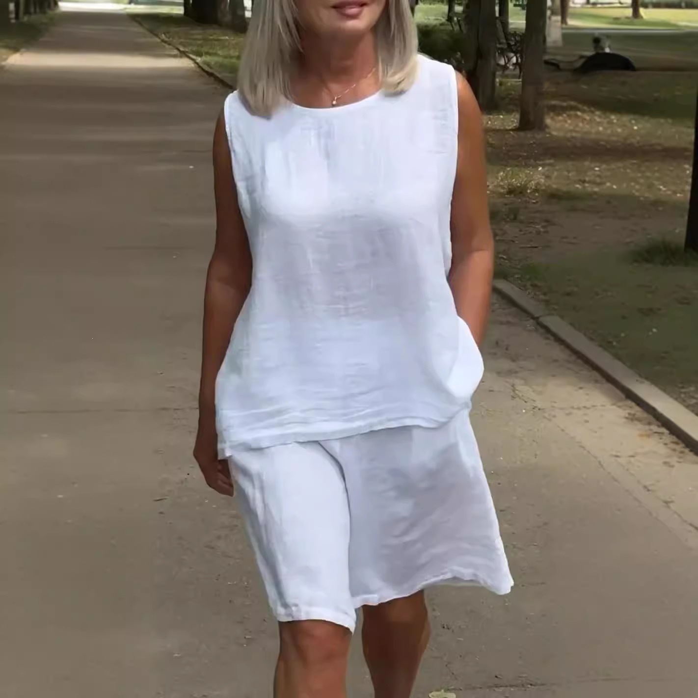 Women's Cotton Linen Sleeveless Round Neck Top and Shorts Casual Set