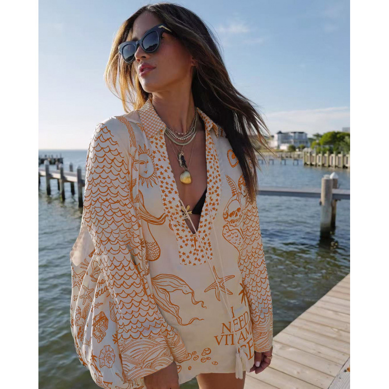Printed Low-Neck Long-Sleeve Shorts Two-Piece Set