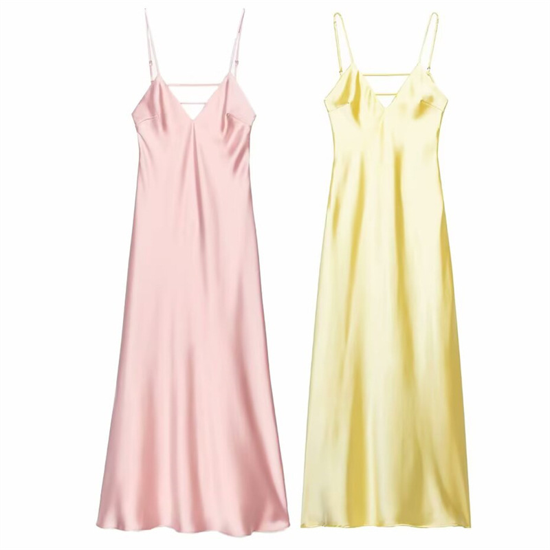 Satin-Feel Midi Dress with Two-Tone Colorblock Design