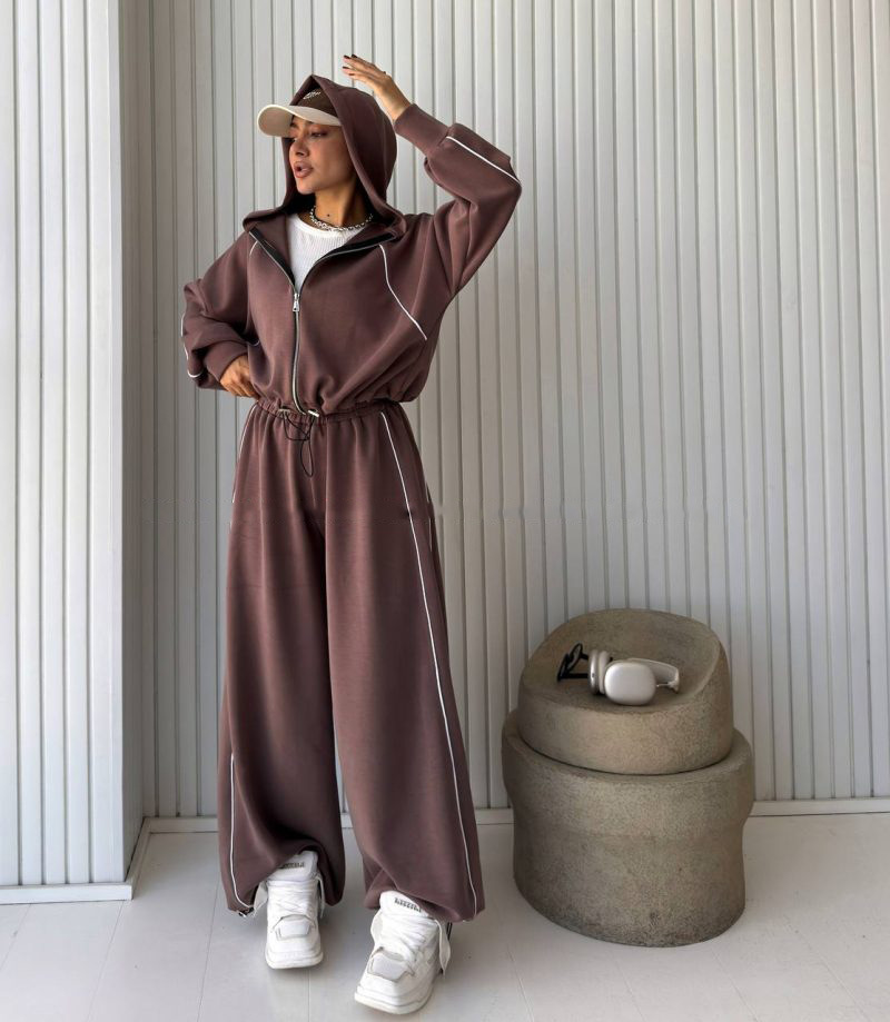 Women's Colorblock Hooded Zip Sweatshirt & Straight-Leg Pants Set