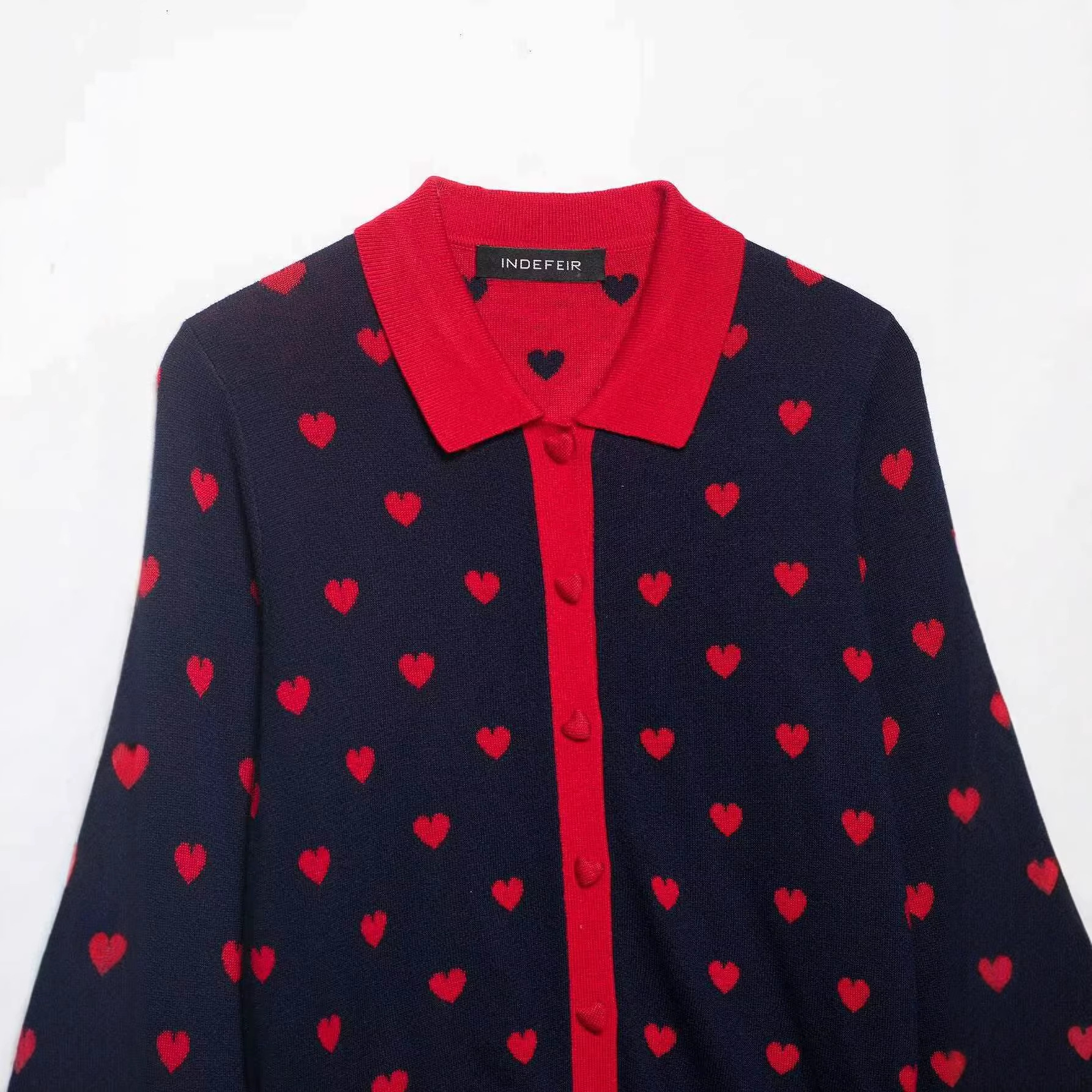 Women's Heart Jacquard Knit Cardigan