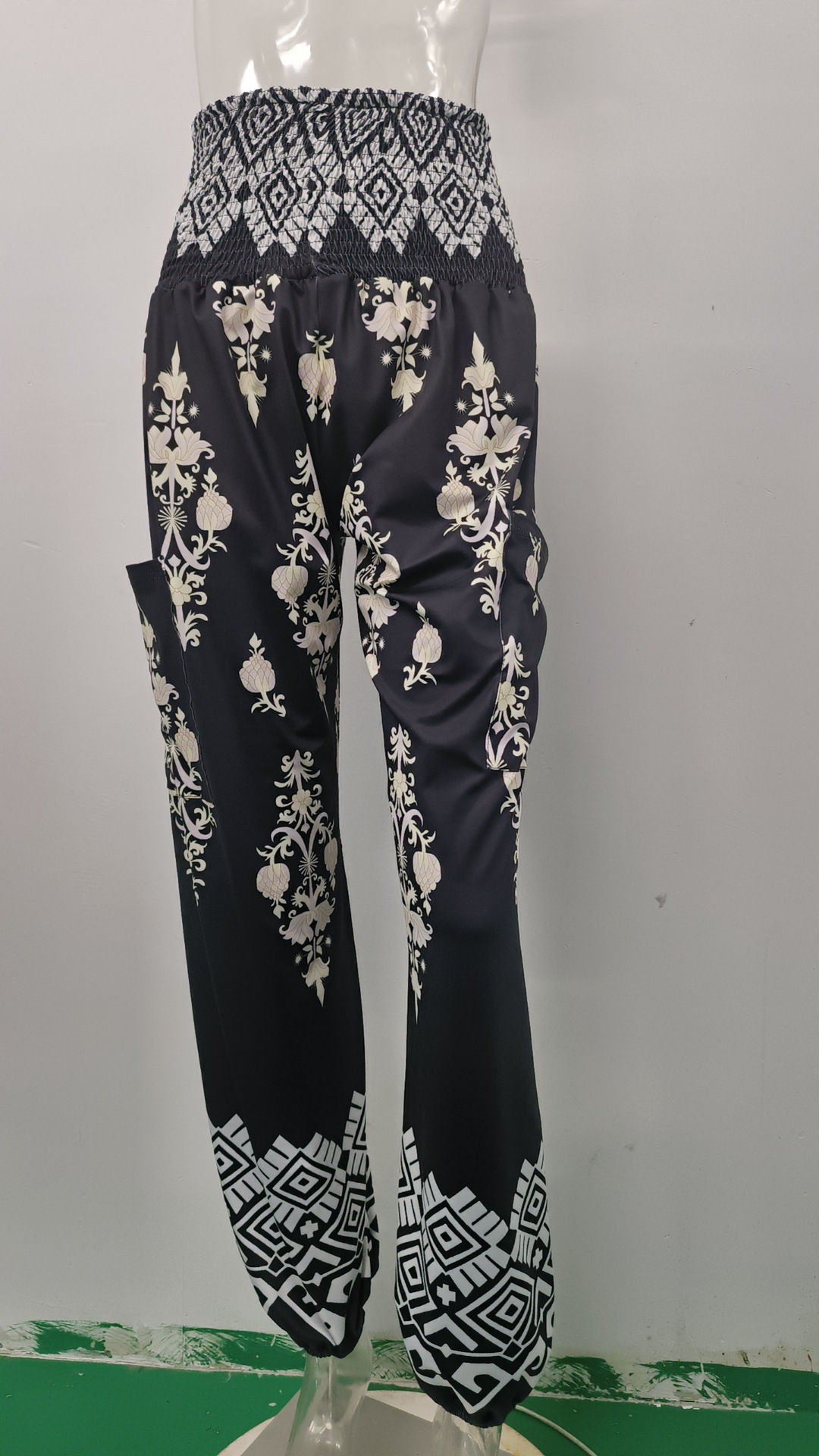 Women's High-Waist Printed Wide-Leg Pants