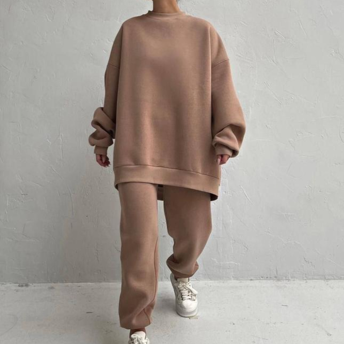 Women's Casual Two-Piece Sweatsuit Set Long Sleeve Top and Pants
