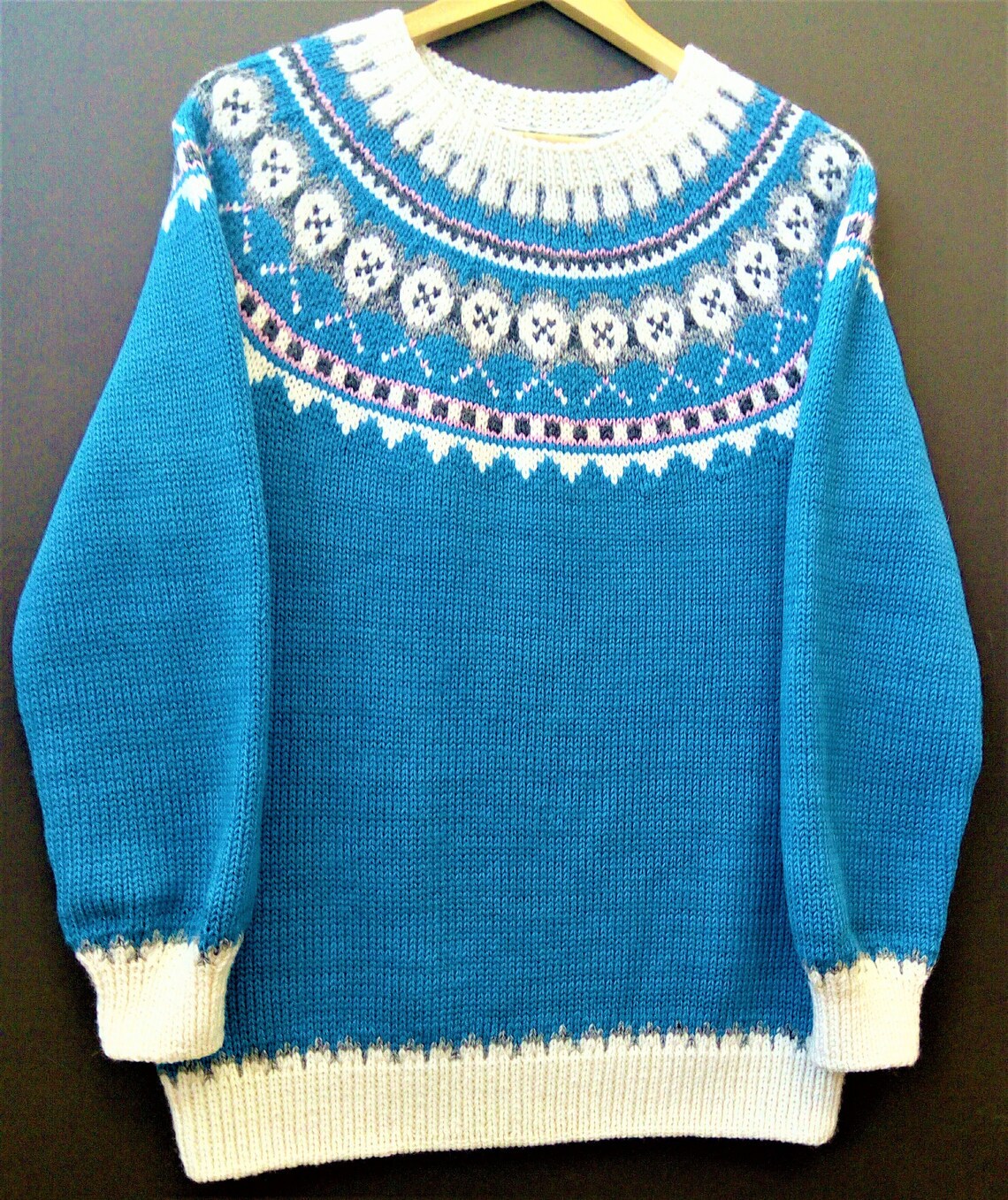 Women's Colorblock Crewneck Pullover Knit Sweater