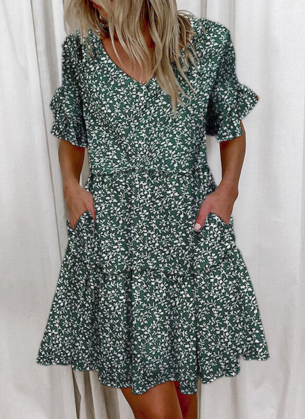 Women's Summer V-Neck Floral Ruffle Pocket Dress