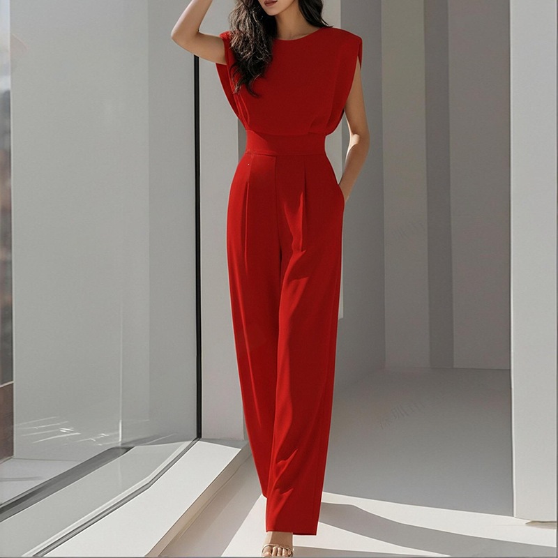 Women's Solid Crewneck Pleated Wide-Leg Jumpsuit