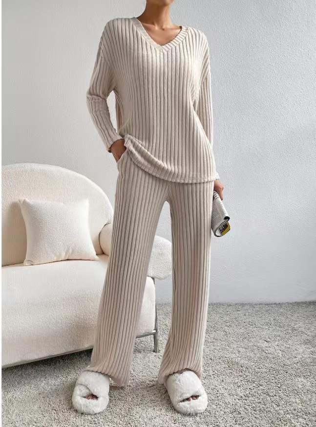 Women's Two-Piece Ribbed Knit Set V-Neck Top & Straight-Leg Pants