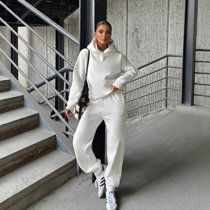 Women's Solid Hooded Long Sleeve Sweatshirt and Pants Set with Pockets