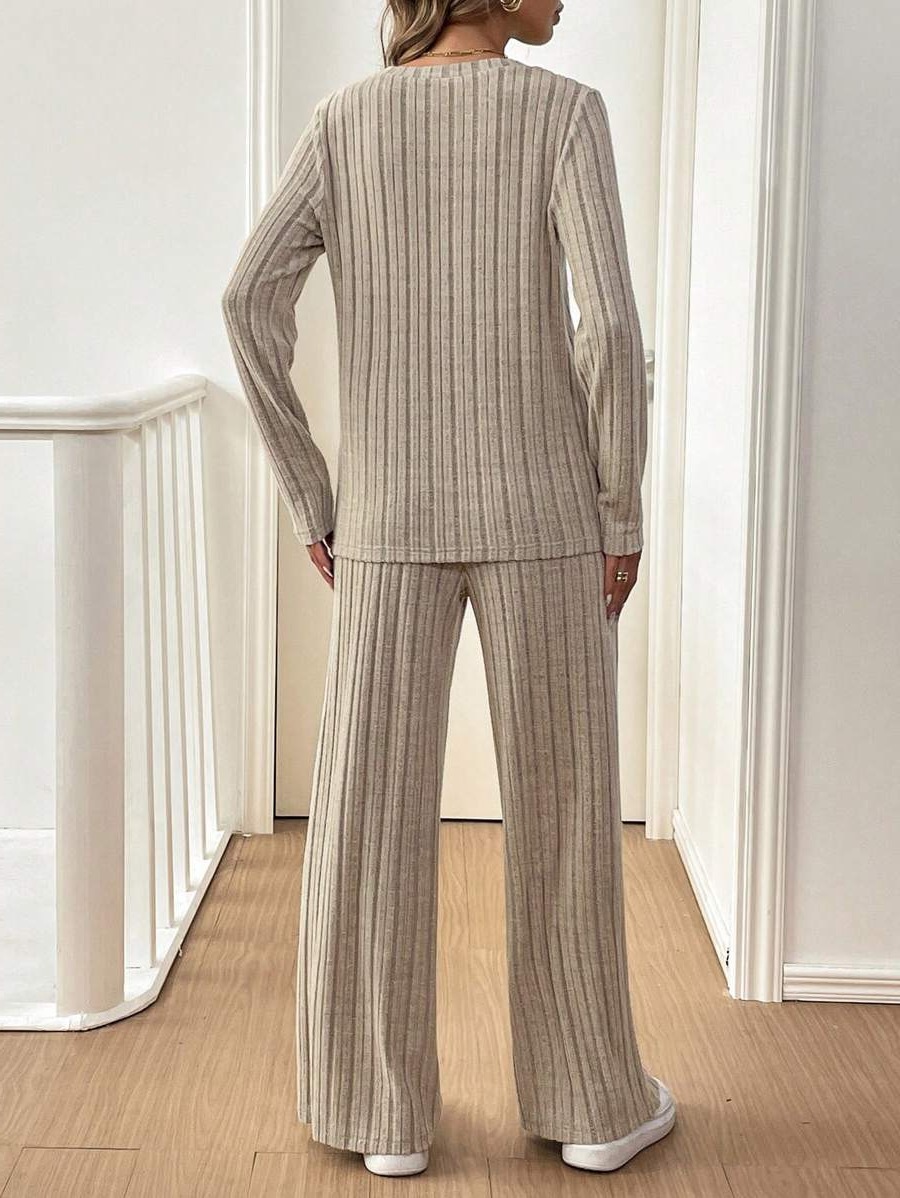 Women's Casual Straight-Leg Ribbed Knit Set with Buttons