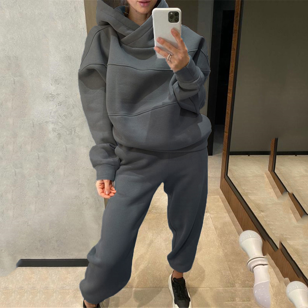 Women's Two-Piece Hoodie and Pants Tracksuit Set