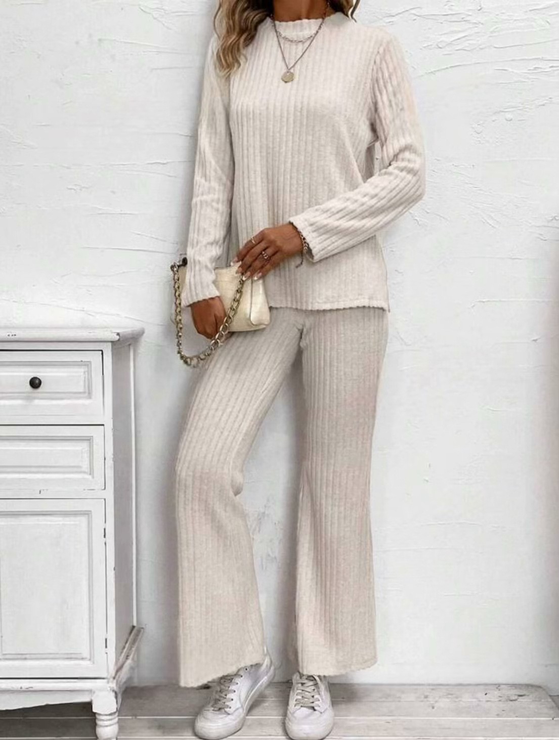 Women's Solid Color Crew Neck Long Sleeve Top and Pants Set