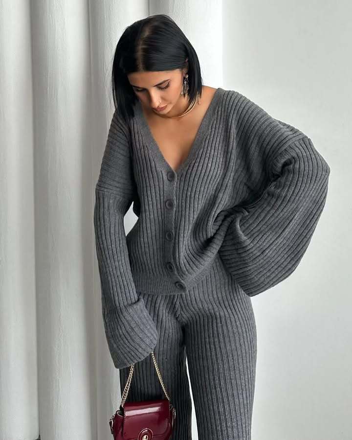Women's Solid Color Button-Front Cardigan Sweater and Pants Set