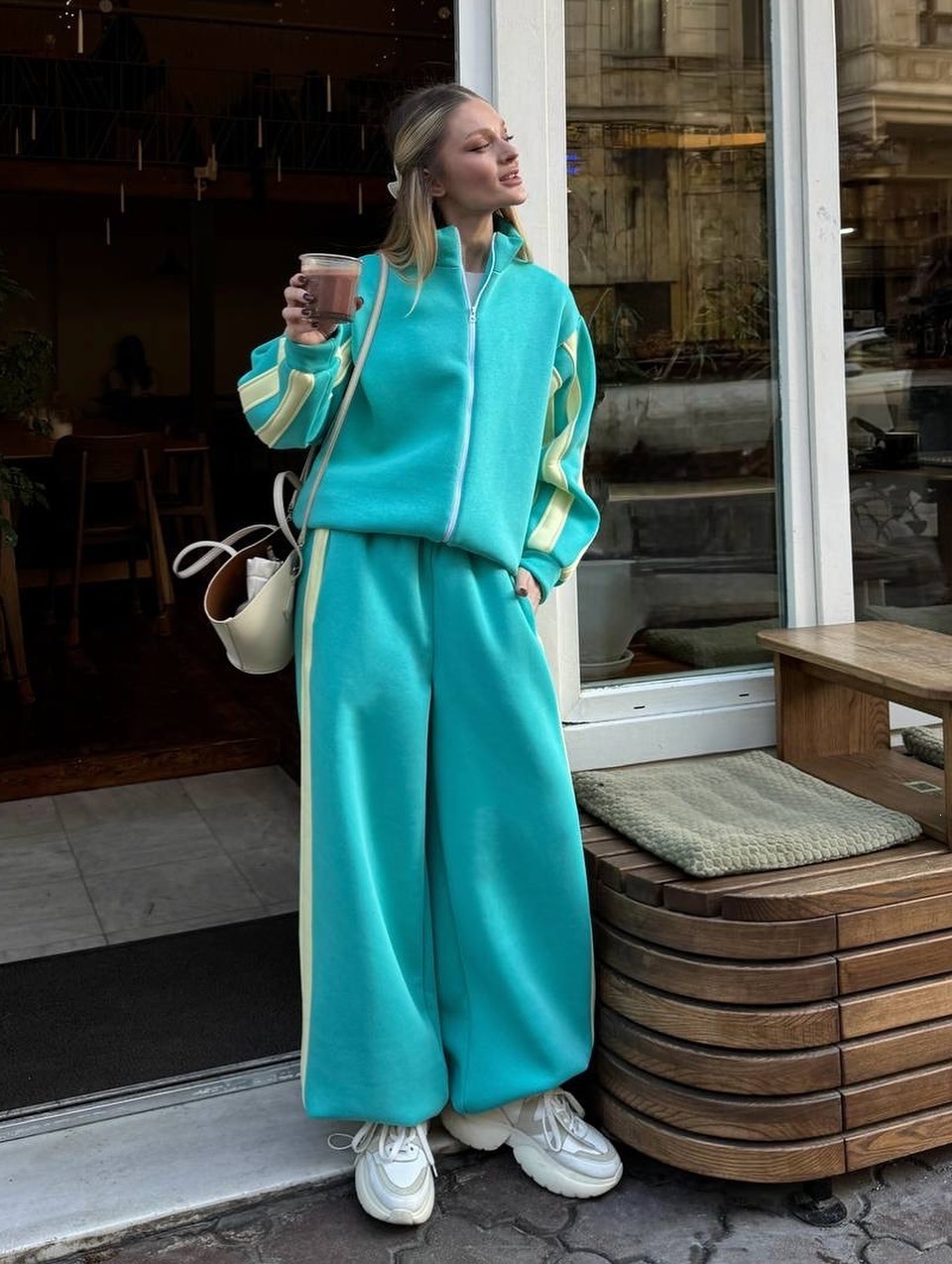 Women's Colorblock Zip-Up Stand Collar Cardigan & Striped Jogger Two-Piece Set