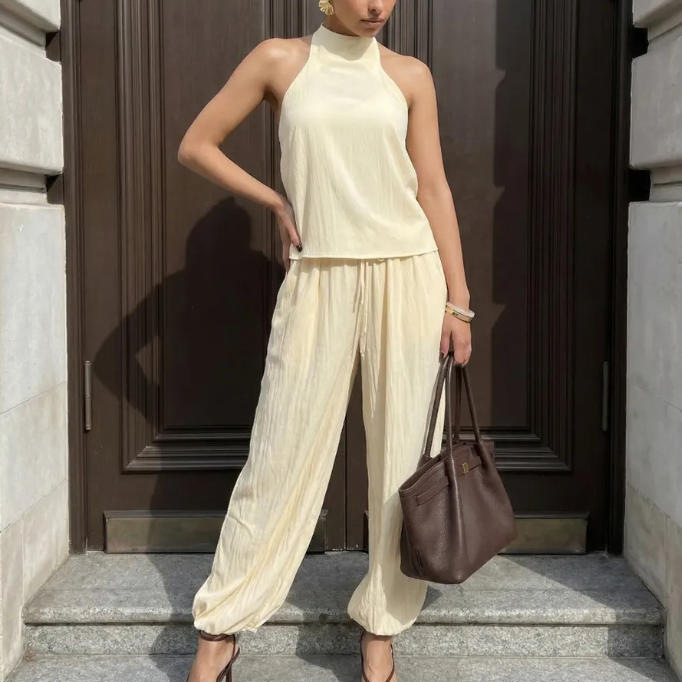 Women's Sleeveless Top and Wide-Leg Cropped Pants Two-Piece Set