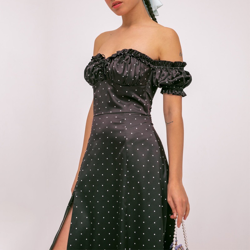 Elegant Floral Off-Shoulder Bodycon Dress with Slit