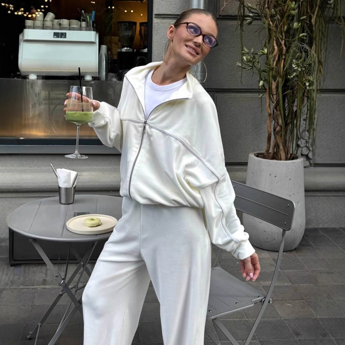 Women's Velvet Two-Piece Lounge Set Zip Cardigan & Wide-Leg Pants