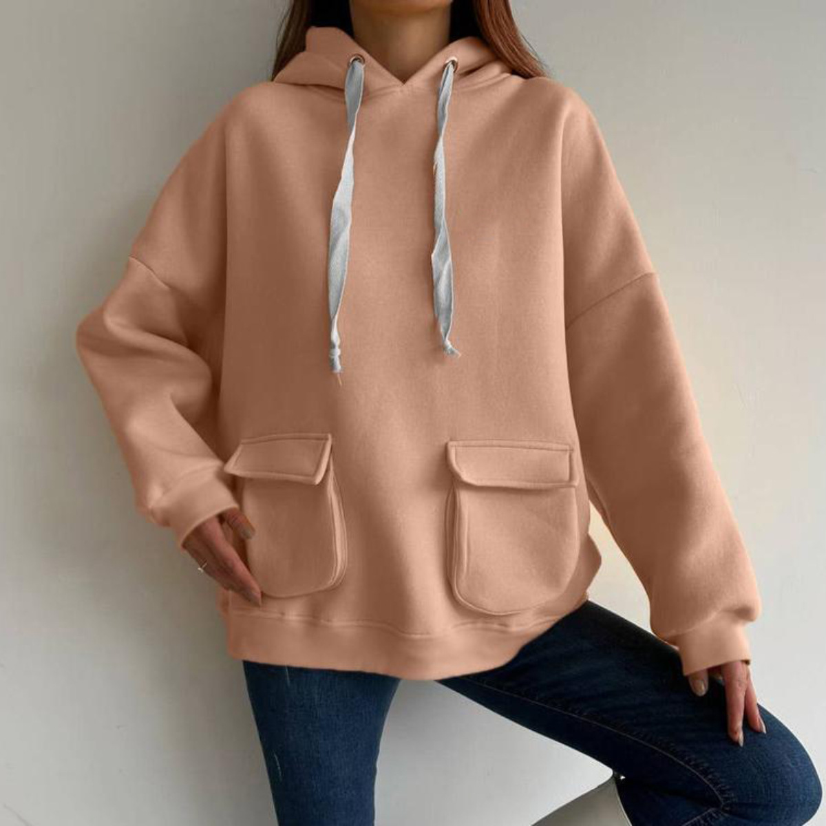 Women's Loose Fit Long Sleeve Hooded Sweatshirt with Pockets