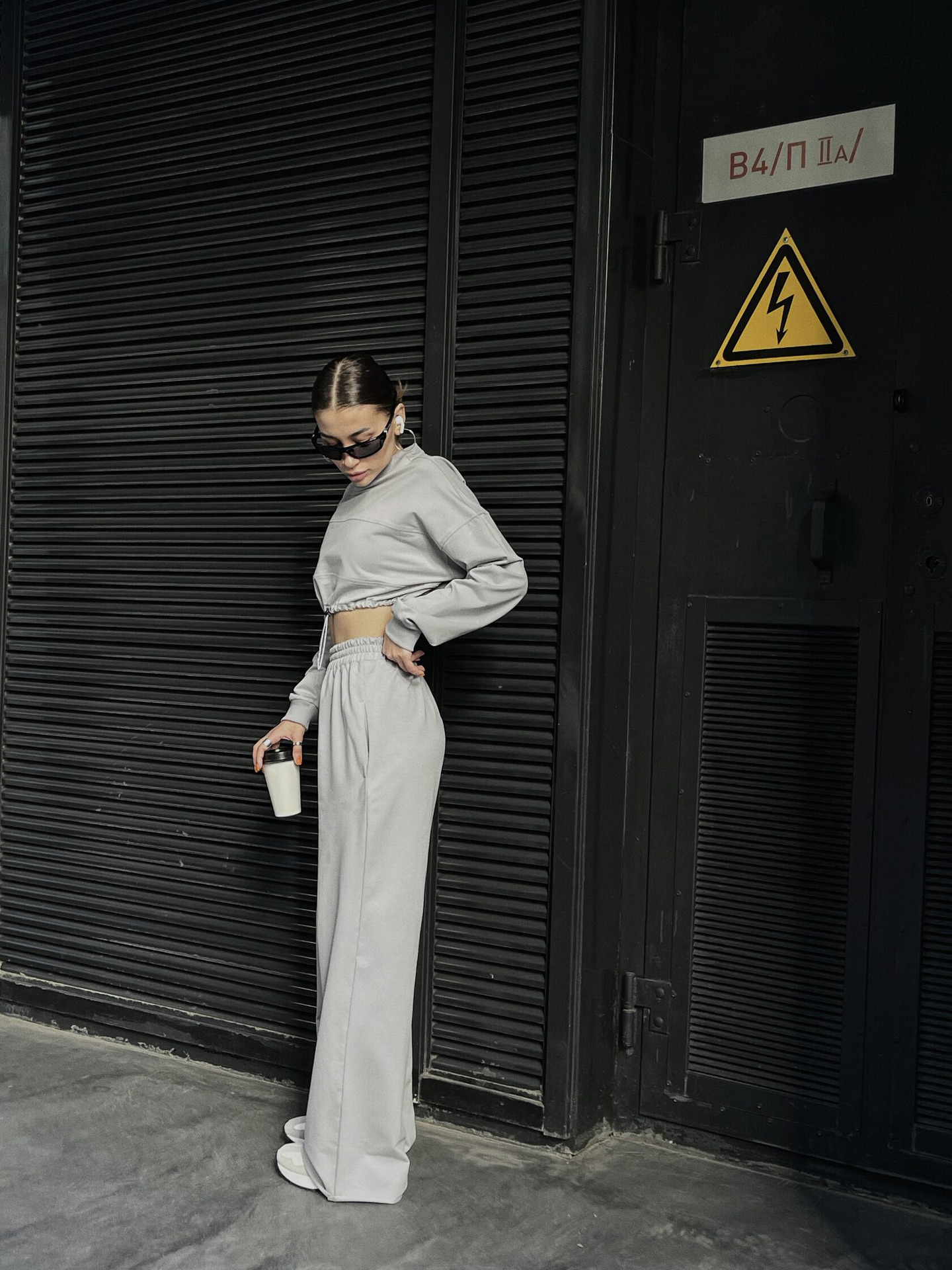 Women's Long Sleeve Drawstring Two-Piece Sweatsuit Set