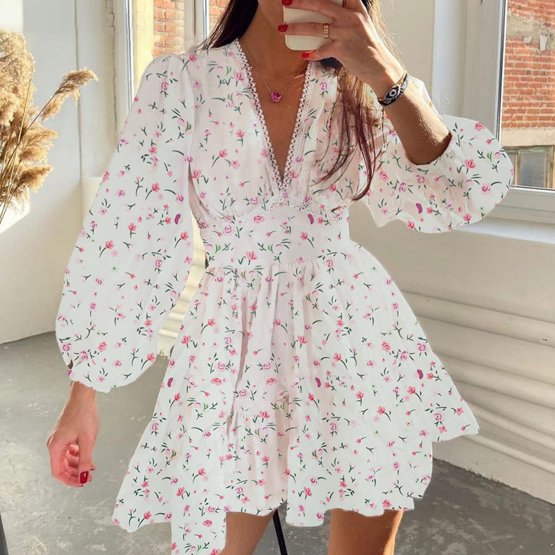 Elegant V-Neck Floral Bubble Sleeve Waist-Cinched Short Dress