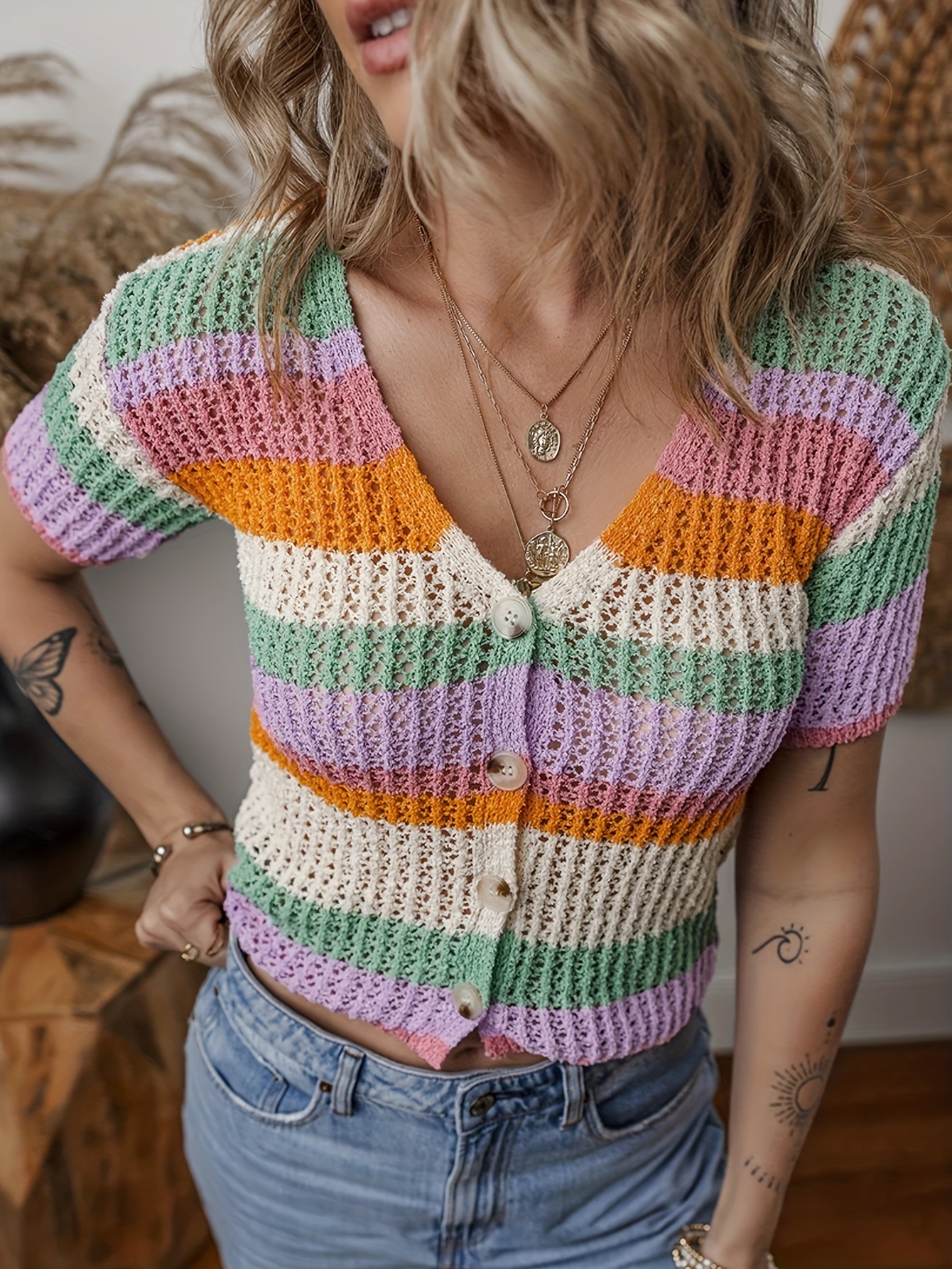 Women's Plus Size Colorblock Striped Cutout Knit Top