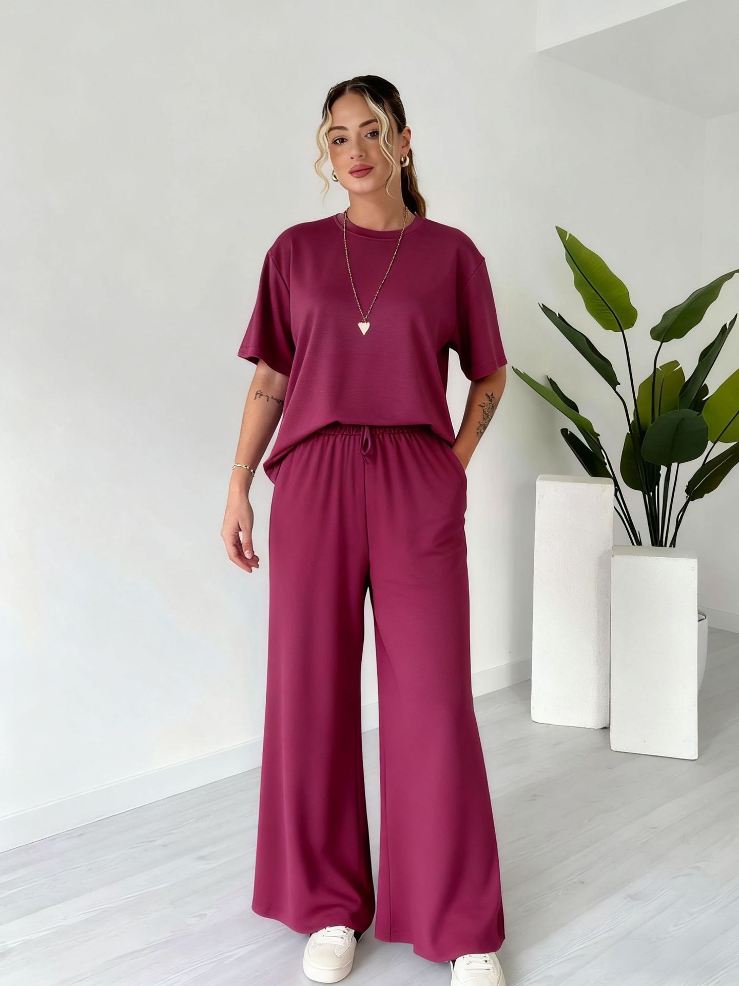 Women's Solid Color Two-Piece Pants Set with Short Sleeve Top and Long Pants