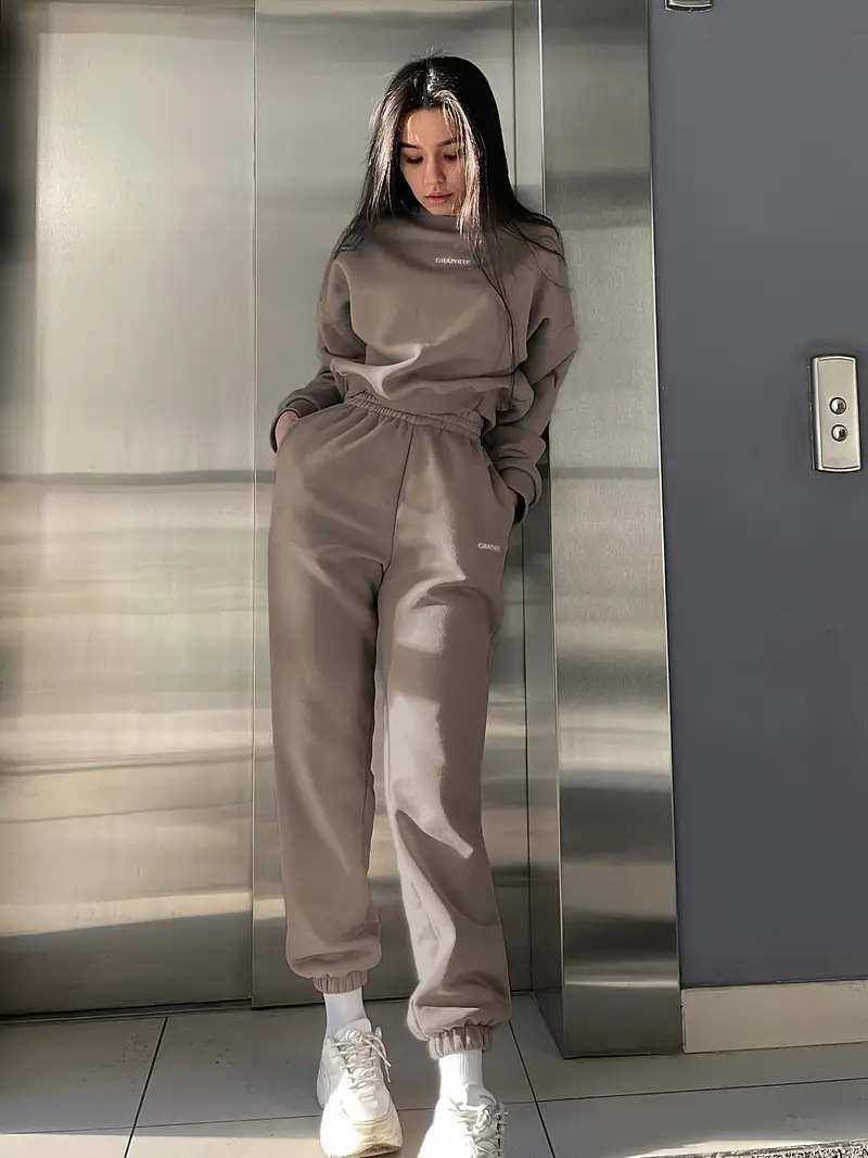 Women's Casual Sweatshirt and Pants Two-Piece Set