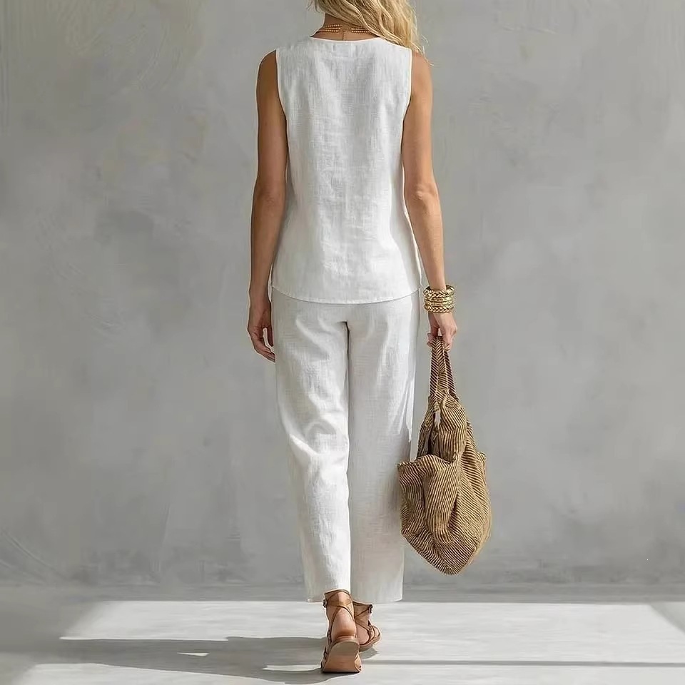 Women's Sleeveless V-Neck Top and Pants Set Casual