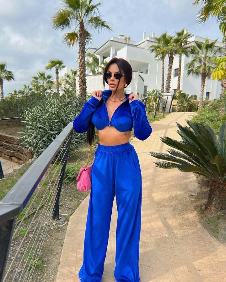Colorblock Velvet Crop Top & Wide-Leg Pants Set