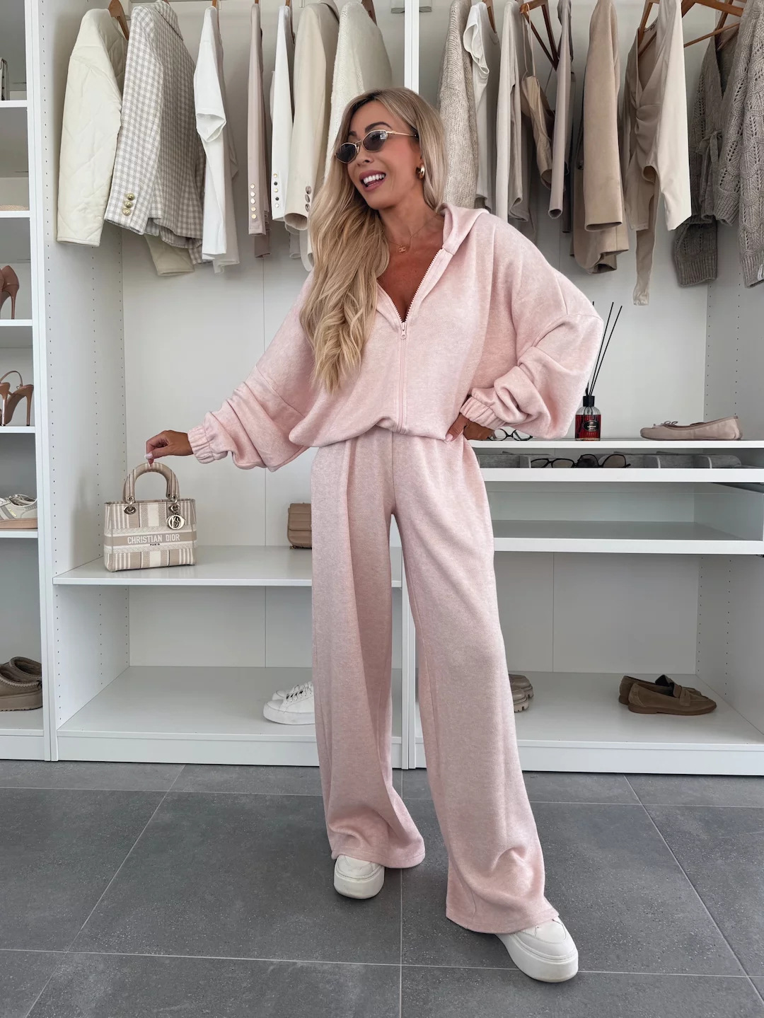 Women's Long Sleeve Hooded Zip Cardigan Sweatshirt and Elastic Waist Pants Two-Piece Set
