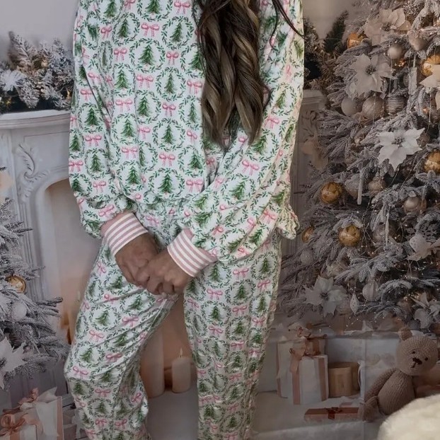 Christmas Print Long Sleeve Pajama Set for Women