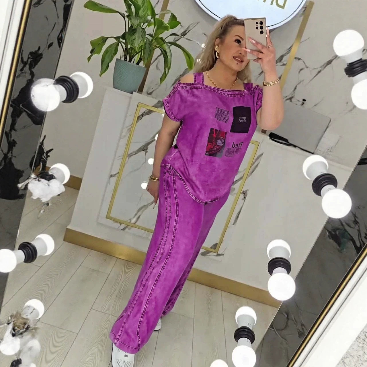 Women's Off-Shoulder Short-Sleeve Top & Wide-Leg Pants Set with Vintage Print