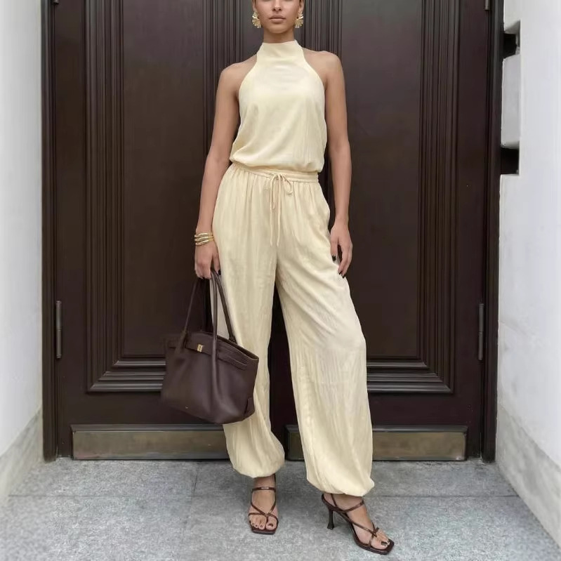 Women's Sleeveless Top and Wide-Leg Cropped Pants Two-Piece Set