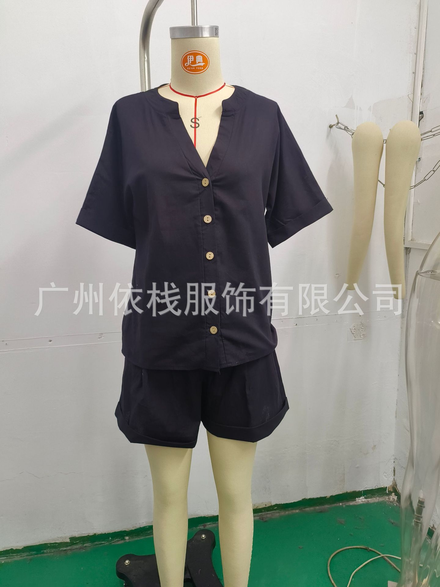 Women's Linen-Cotton Breathable Loose Casual Shirt and Shorts Two-Piece Set