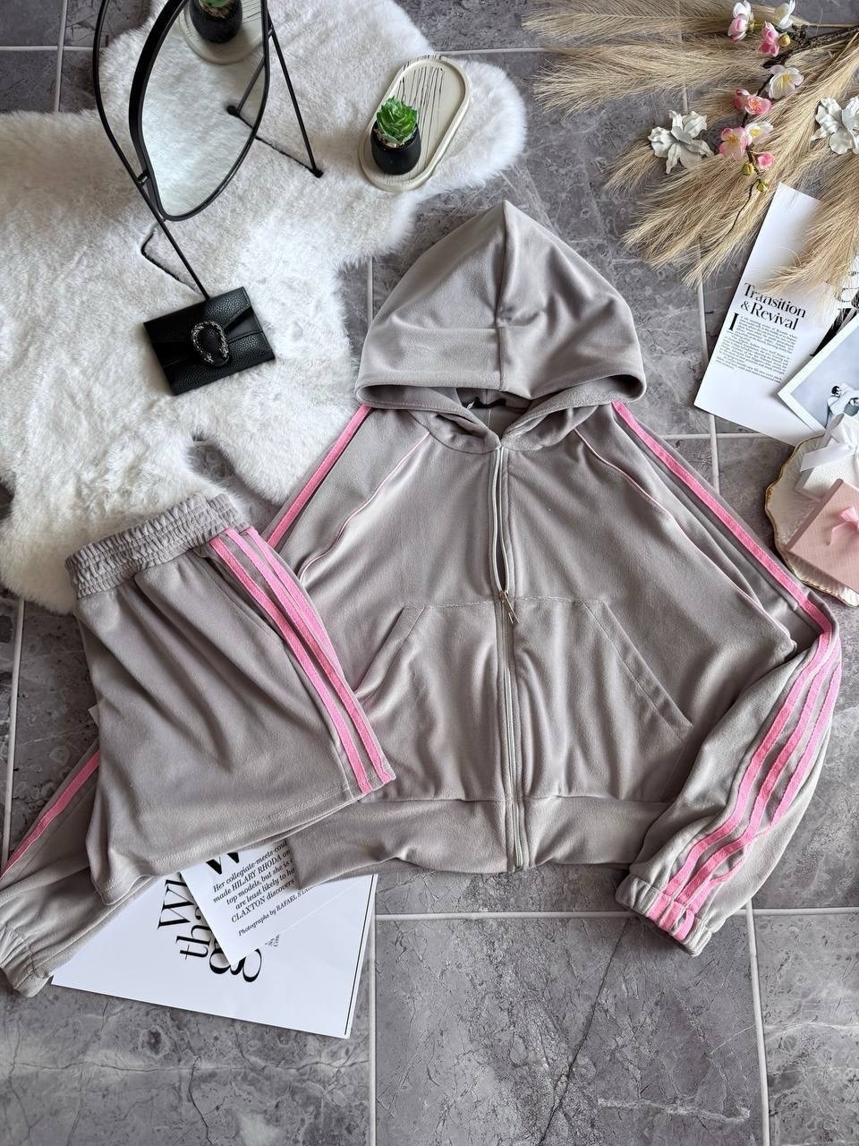 Velvet Color-Block Striped Zip Cardigan & Elastic Shorts Set